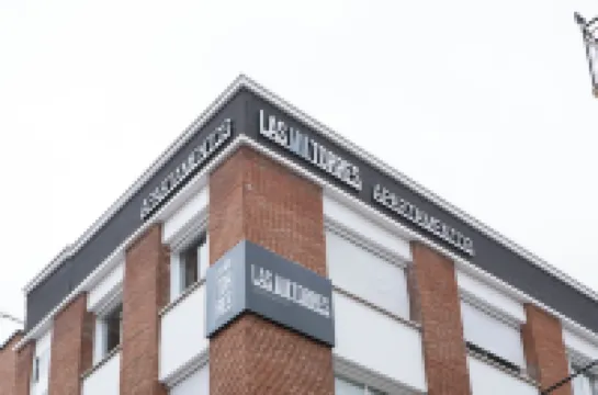 Dobo Madrid Las Torres Hotels near Estacion de Chamartin