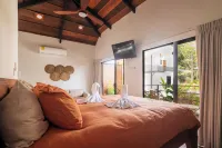 2 Blu Moons Hotels in Pinilla