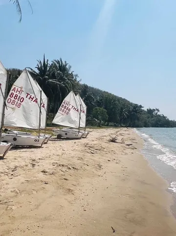 รูปภาพของบจก. จันทร์สมบีชรีสอร์ท