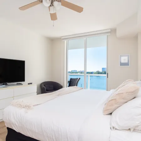 Golden Bay 602