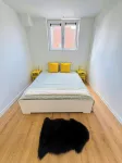 Cozy 1BR With Living Room Near City - Condos