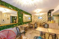 Ostal Pau Universite, Sure Hotel Collection by Best Western - breakfast
