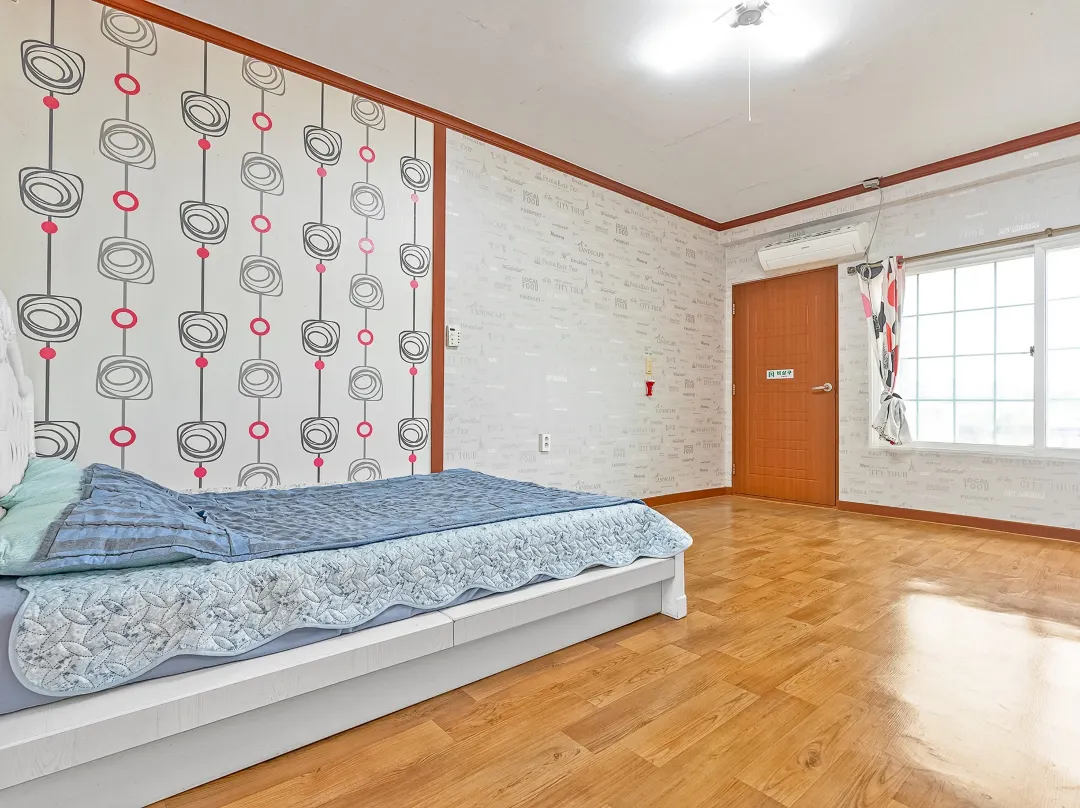 Taean Sky Pension - Incheon