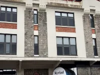 Kyriad Limoges Centre - Gare - Atrium Hotels near Bernardaud Porcelain Factory