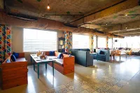 Hotel Floret Inn