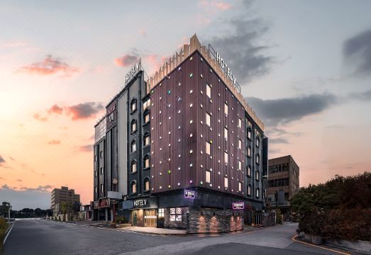 숙소 내부 어메니티 하단