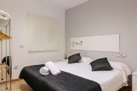 Apartamentos Tito San Agustin - Airport Shuttle