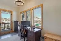 Walk to Lift! Luxe, Updated Cbmr Home w/ Mtn Views - 4-Star