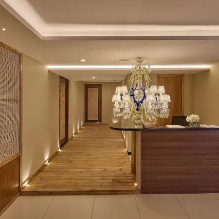 Iconiqa - the Lifestyle Hotel of Mumbai
