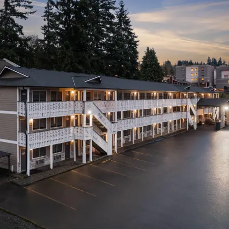 Basecamp Puyallup a Travelodge by Wyndham