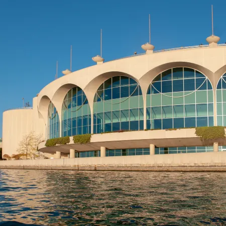 Holiday Inn Express & Suites MADISON CENTRAL by IHG