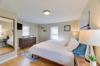 Walk to Parks and Dining Cozy Canandaigua Home! - 3-Star