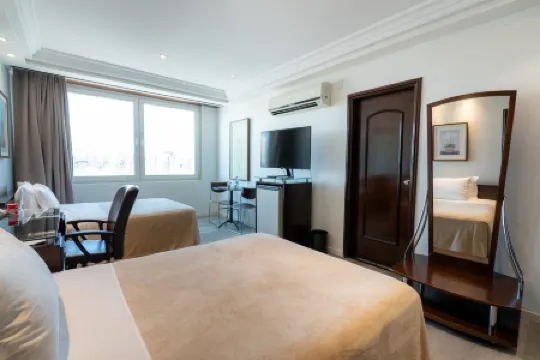 Plaza São Rafael Hotel