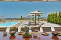 Elios Villas - Villaer