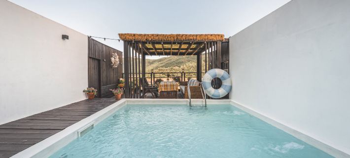 Yangyang la VIE En Rose Pool Villa Ξενοδοχεία στην πόλη Yangyang