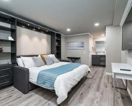 アフター 3 イン アルハンブラのホテル