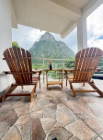 You 4 Ric Piton Suites