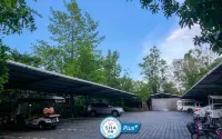 Baan Amphawa Resort & Spa - parking