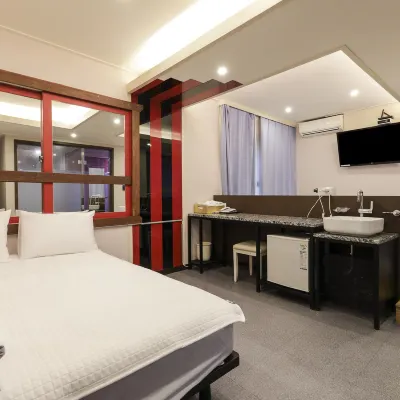 Busan Seomyeon X โรงแรมใกล้สถานีปูซานจิน