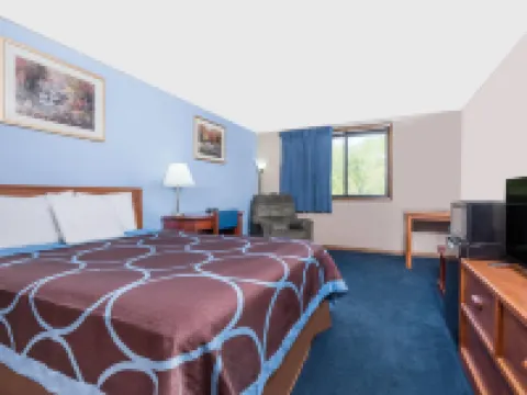 Super 8 by Wyndham Mankato Hotels in Nicollet County