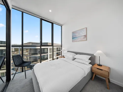 Apartment with Gym and Indoor Pool Access