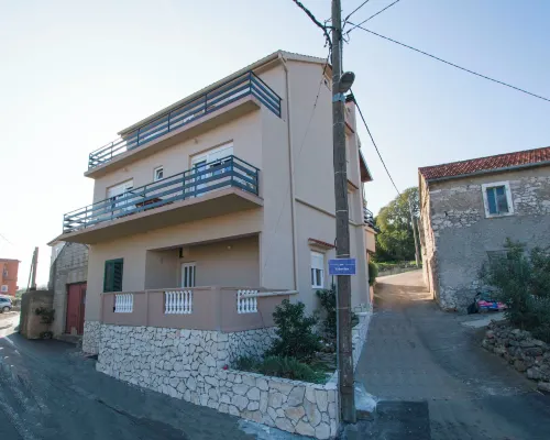 Apartment Marin Hotels in Tkon