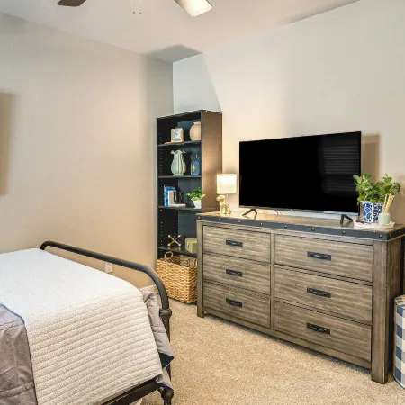 Texas A&M Game Day Hub: Family Retreat w/ Yard