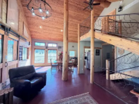 Little piece of paradise, Mickelson Trail Lodge.