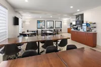 Super 8 by Wyndham Trois-Rivieres - Morgenmad