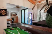 Luxury Villa W/ Pool, Concierge, Yacht and Chef Services!