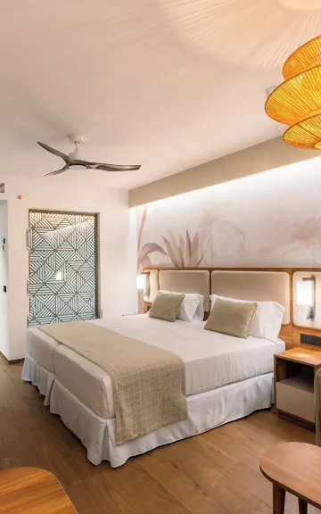 ห้องสวีทจูเนียร์วิวทะเลด้านข้าง