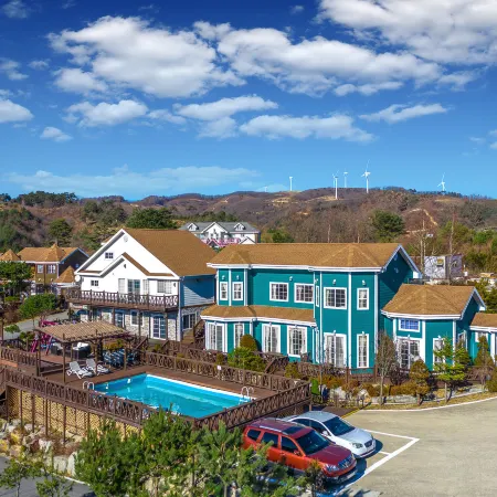 Pyeongchang House Bonbon Pension Отели рядом с достопримечательностью «Ранчо Самян»