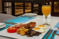 Holiday Inn JOHANNESBURG SUNNYSIDE PARK by IHG - 朝食