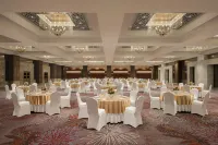Le Meridien, Surat - breakfast