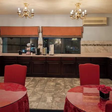 Carlyle Hotel