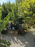 La Fontaine Aux Poissons Rouges