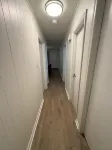 雷克伍德的全新裝修三卧室住宅(Newly Renovated 3 Bedroom House in Lakewood)