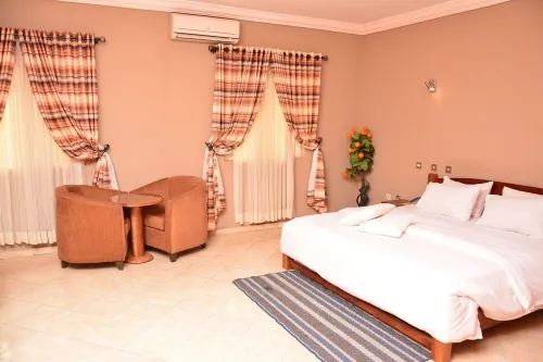 Orchid Hotel - Guest Room