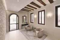 San Polo Palace 1976