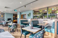 Premier Inn Southampton City Centre (West Quay) - breakfast