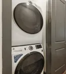 6min to Domain   12min DT   Balcony   Free Parking - Homestays