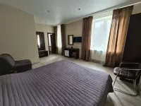 Meridian-Domodedovo Hotel - Kolam Renang