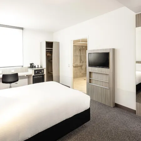 ibis Mackay
