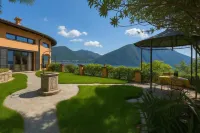 Villa Isola Verde - Homestays
