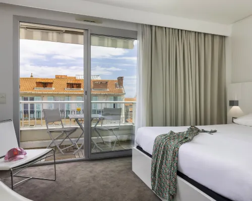 Ibis Styles Menton Centre Hotels near شاطئ ماركي
