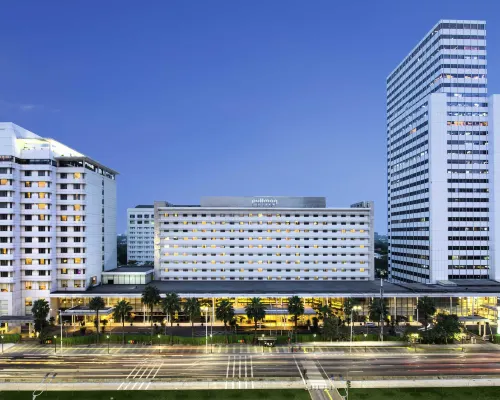 Pullman Jakarta Indonesia Thamrin CBD Hotels near BCA Tower