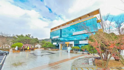 Geochang Surfing Park Resort & Glamping