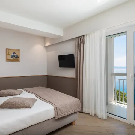 Hotel Tamaris Отели рядом с достопримечательностью «Пляж Сент-Петер»