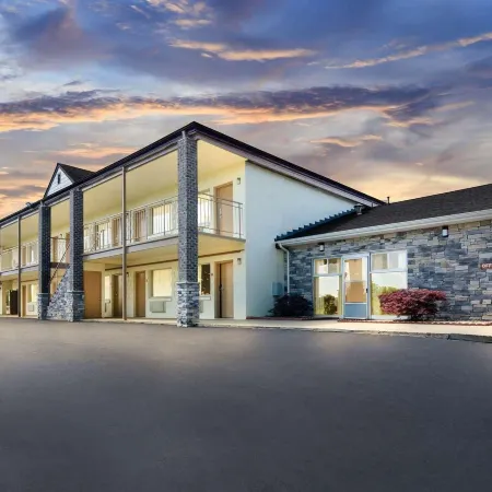 Brentwood Inn & Suites - Lynchburg