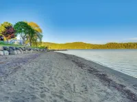 Cozy Room Near Schroon Lake Marina, Town & Beach! Hotels in Schroon